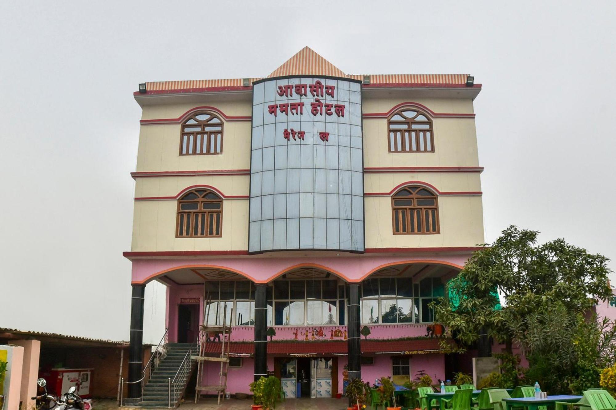 Oyo Flagship Mamta Hotel Hajipur Dış mekan fotoğraf